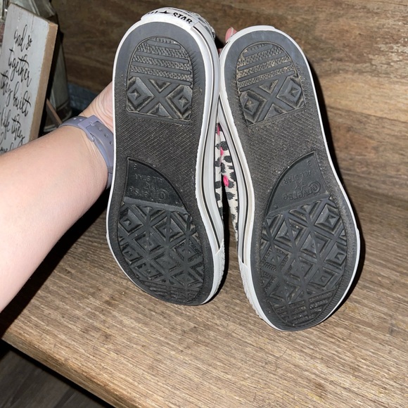 Converse - Picture 7 of 10